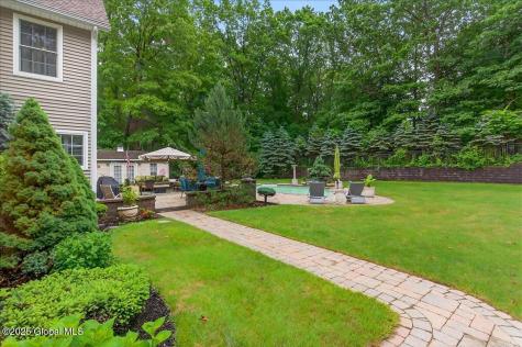 624 Grooms Road Clifton Park NY 12065