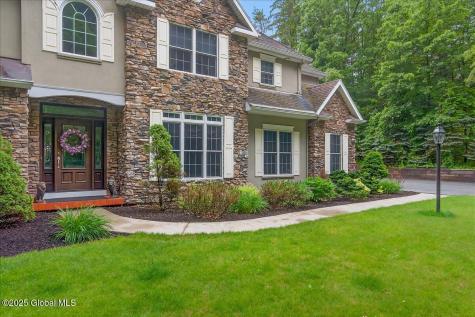 624 Grooms Road Clifton Park NY 12065
