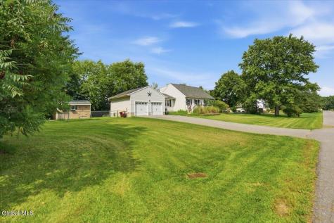 34 Skaarland Drive Burnt Hills NY 12027