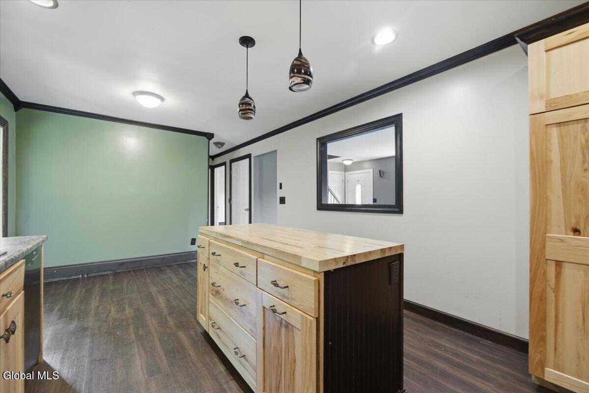 34 Skaarland Drive Burnt Hills NY 12027
