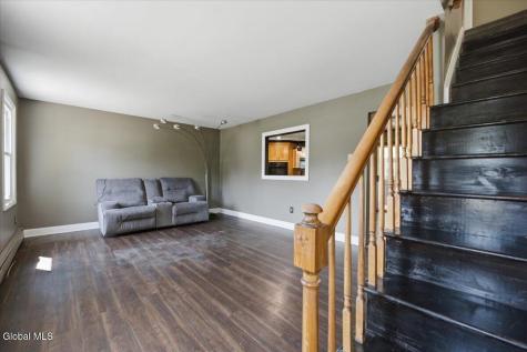 34 Skaarland Drive Burnt Hills NY 12027