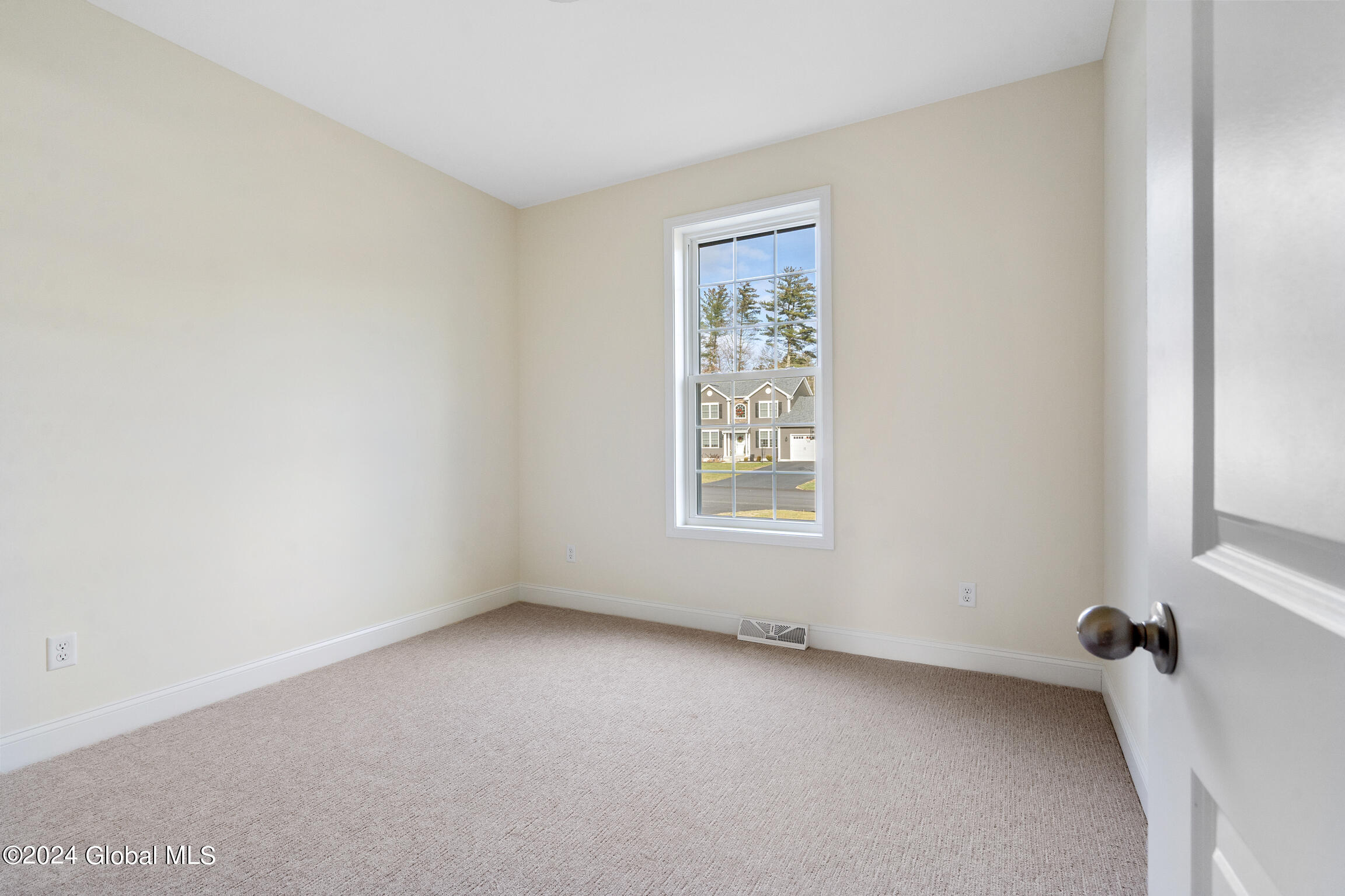 9 Brookhaven Court Saratoga Springs NY 12866