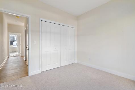 9 Brookhaven Court Saratoga Springs NY 12866