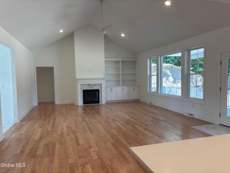 9 Brookhaven Court Saratoga Springs NY 12866
