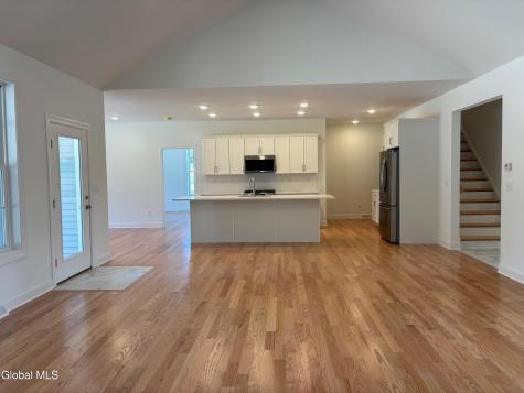 9 Brookhaven Court Saratoga Springs NY 12866