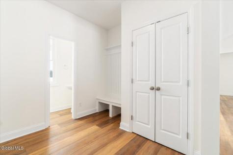 9 Brookhaven Court Saratoga Springs NY 12866