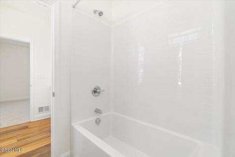 9 Brookhaven Court Saratoga Springs NY 12866