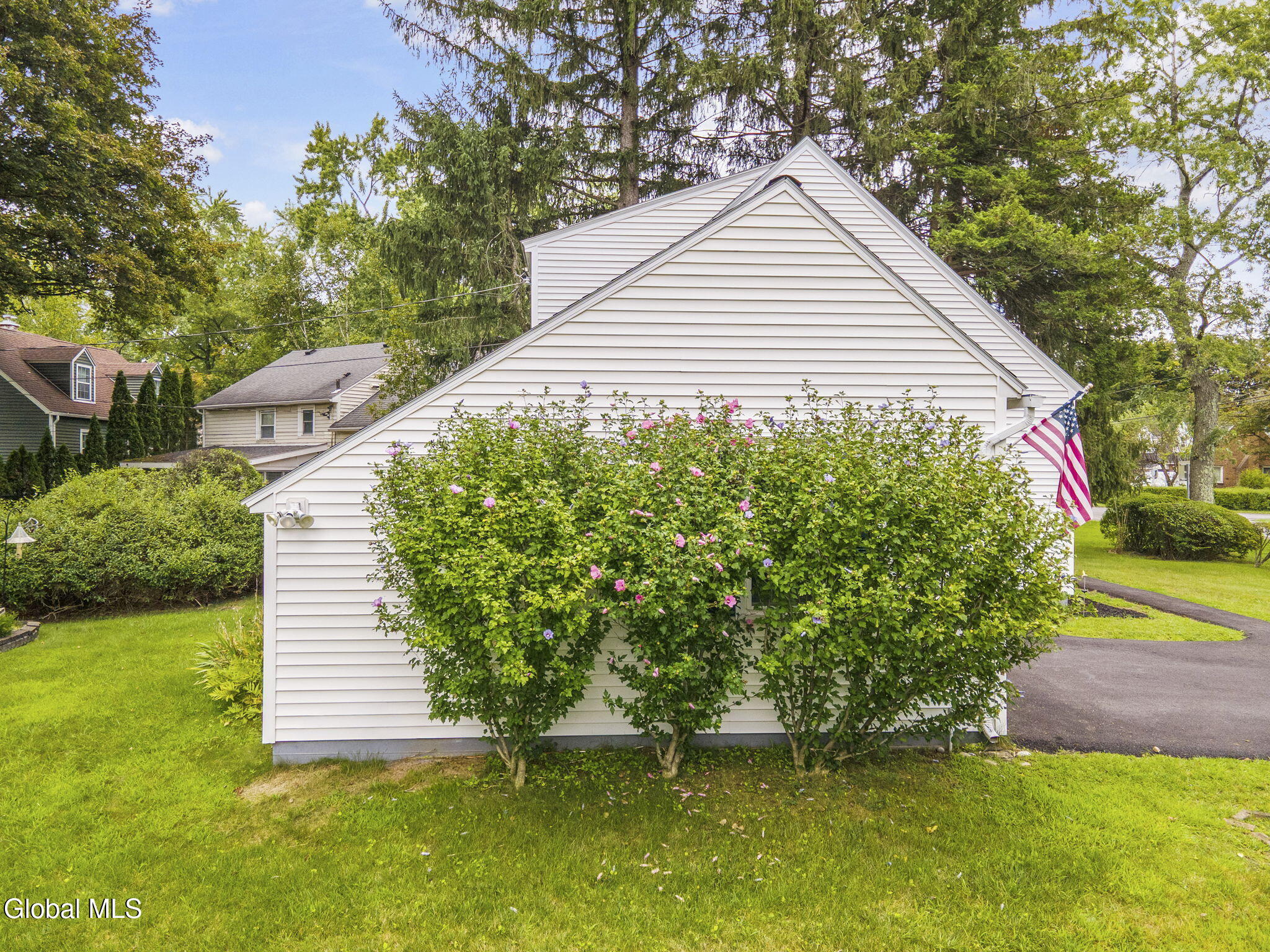 2039 Balltown Road Niskayuna NY 12309