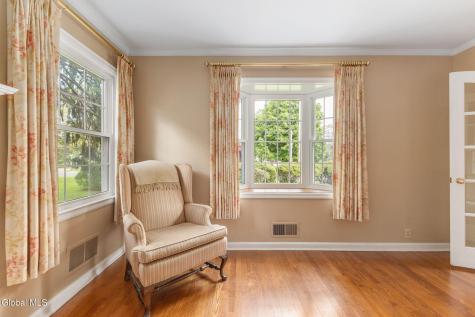 2039 Balltown Road Niskayuna NY 12309