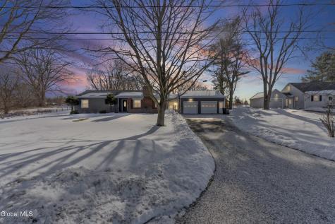 3 Corellis Drive Rensselaer NY 12144