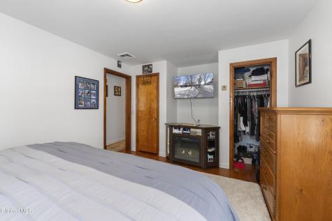 3 Corellis Drive Rensselaer NY 12144