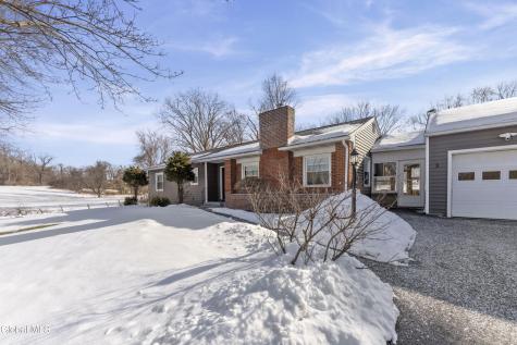 3 Corellis Drive Rensselaer NY 12144