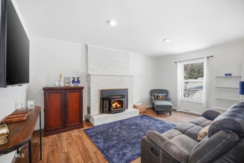 32 Friar Tuck Way Saratoga Springs NY 12866