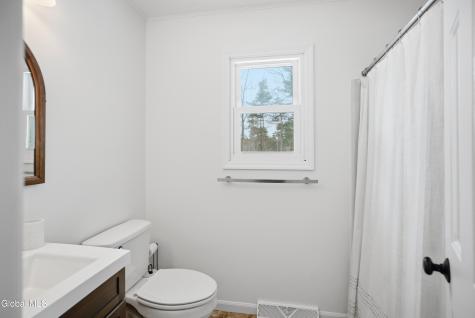 32 Friar Tuck Way Saratoga Springs NY 12866