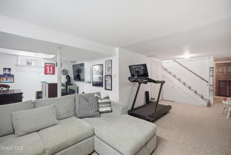 32 Friar Tuck Way Saratoga Springs NY 12866