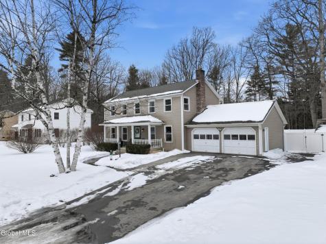 32 Friar Tuck Way Saratoga Springs NY 12866