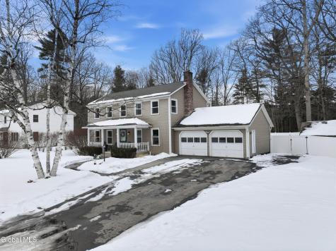 32 Friar Tuck Way Saratoga Springs NY 12866