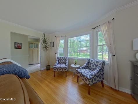 2270 Stuyvesant Drive Niskayuna NY 12309