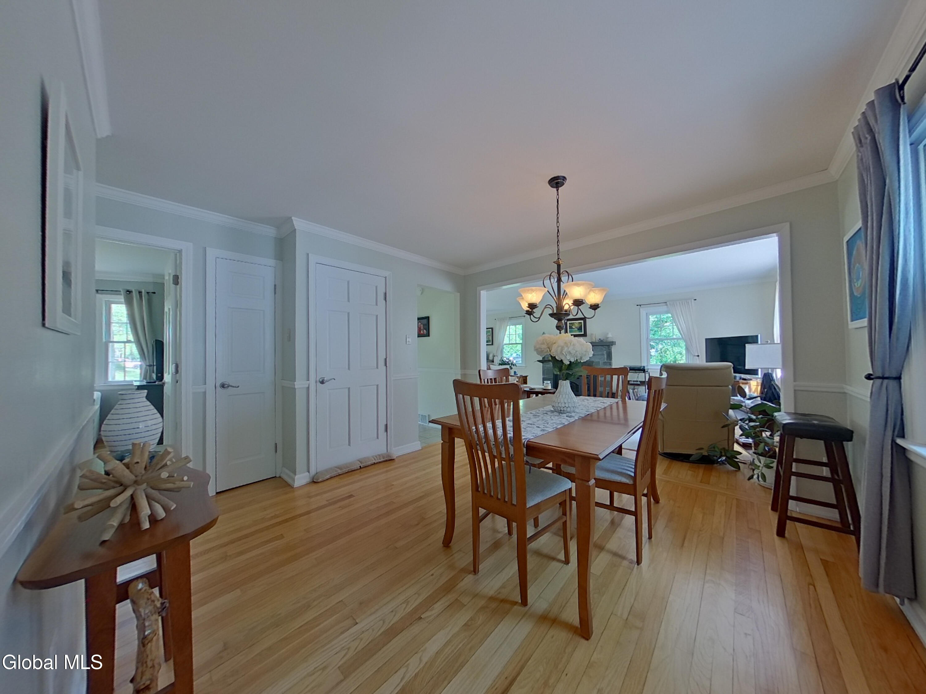 2270 Stuyvesant Drive Niskayuna NY 12309