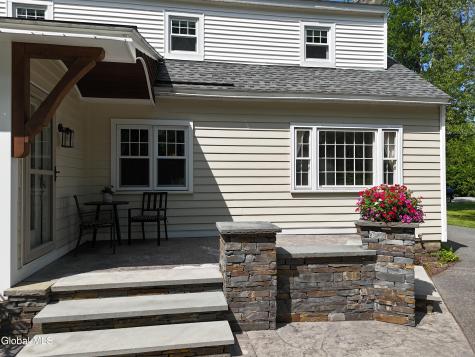 2270 Stuyvesant Drive Niskayuna NY 12309