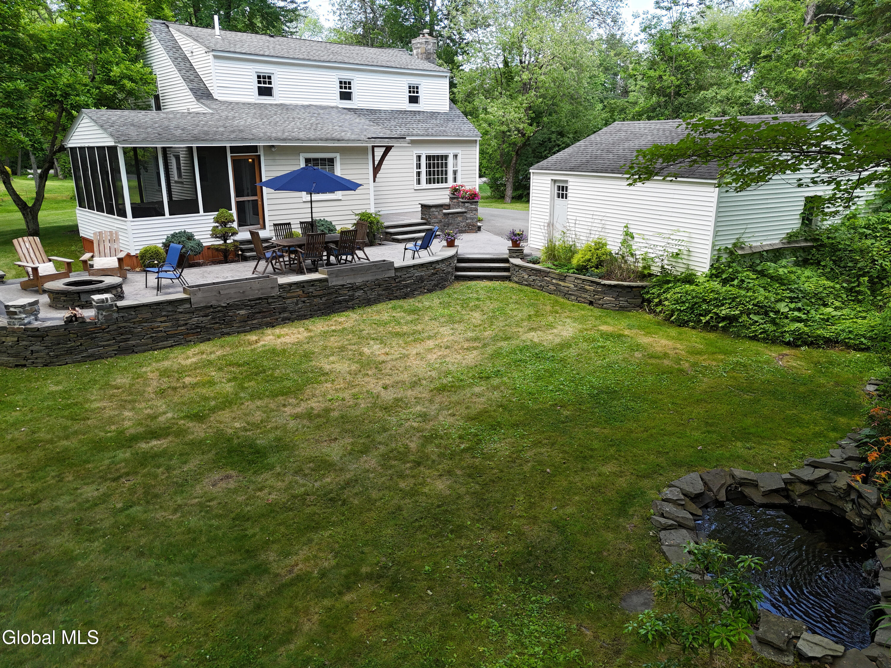 2270 Stuyvesant Drive Niskayuna NY 12309
