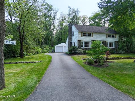 2270 Stuyvesant Drive Niskayuna NY 12309