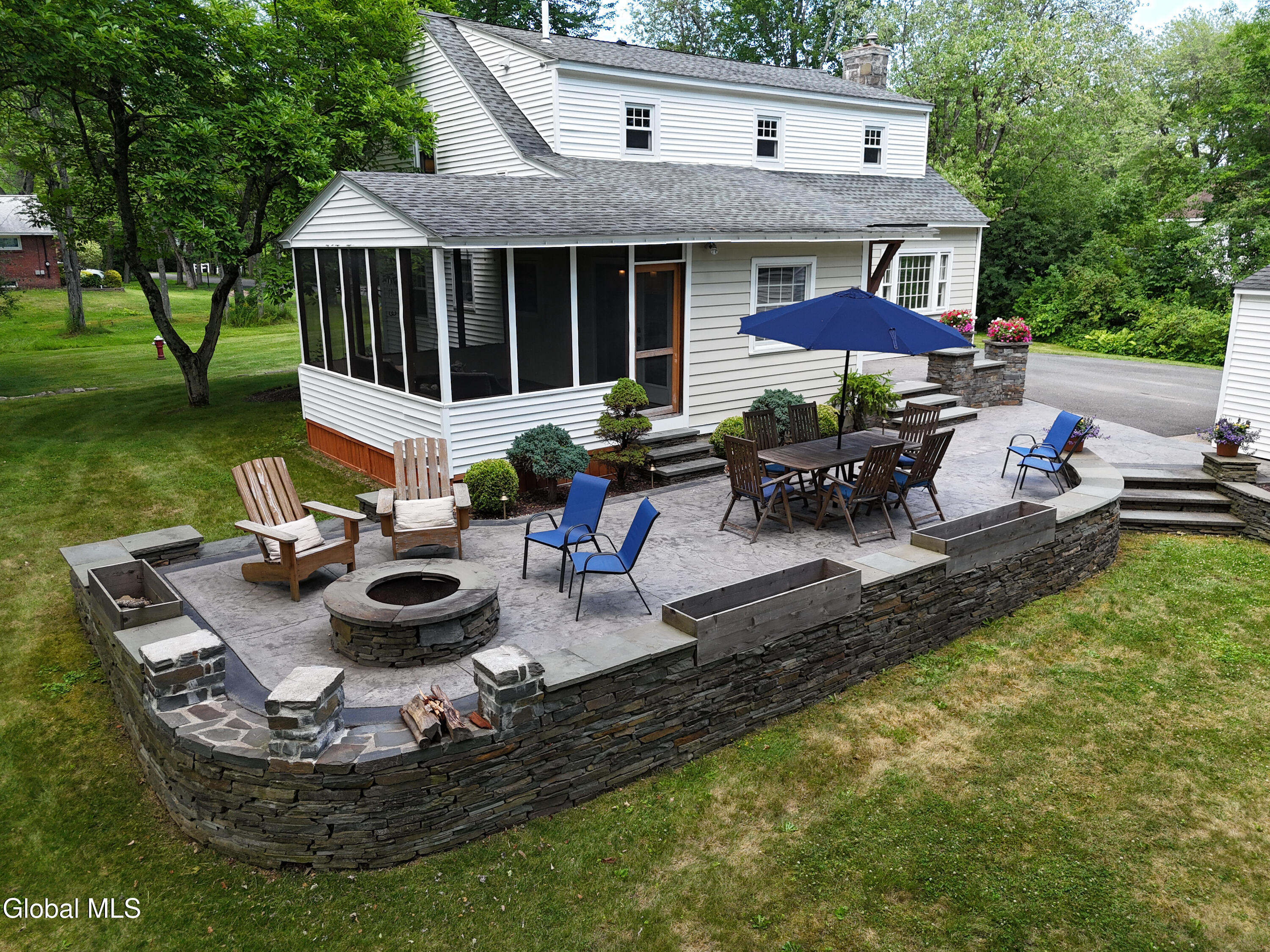 2270 Stuyvesant Drive Niskayuna NY 12309