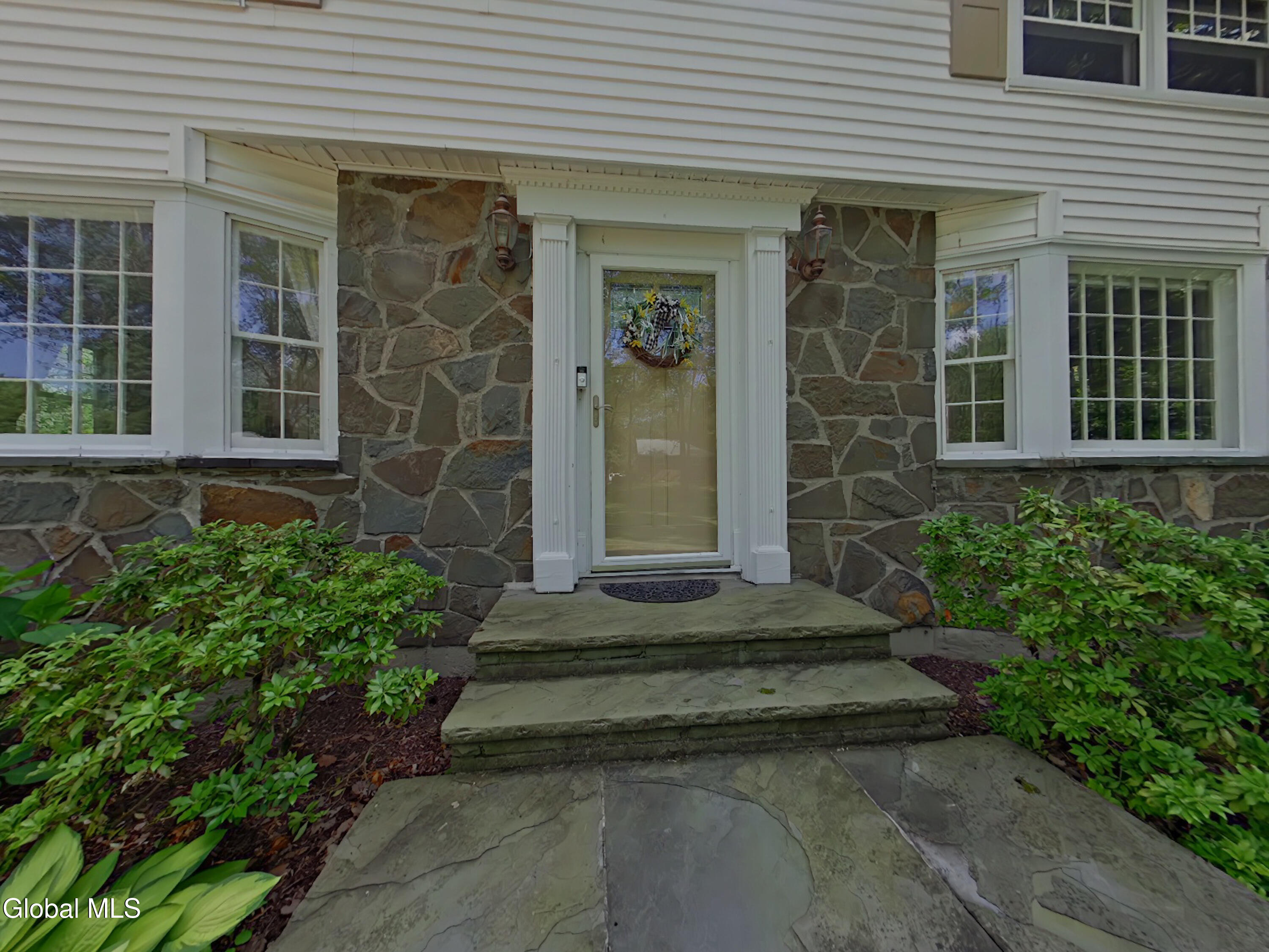 2270 Stuyvesant Drive Niskayuna NY 12309