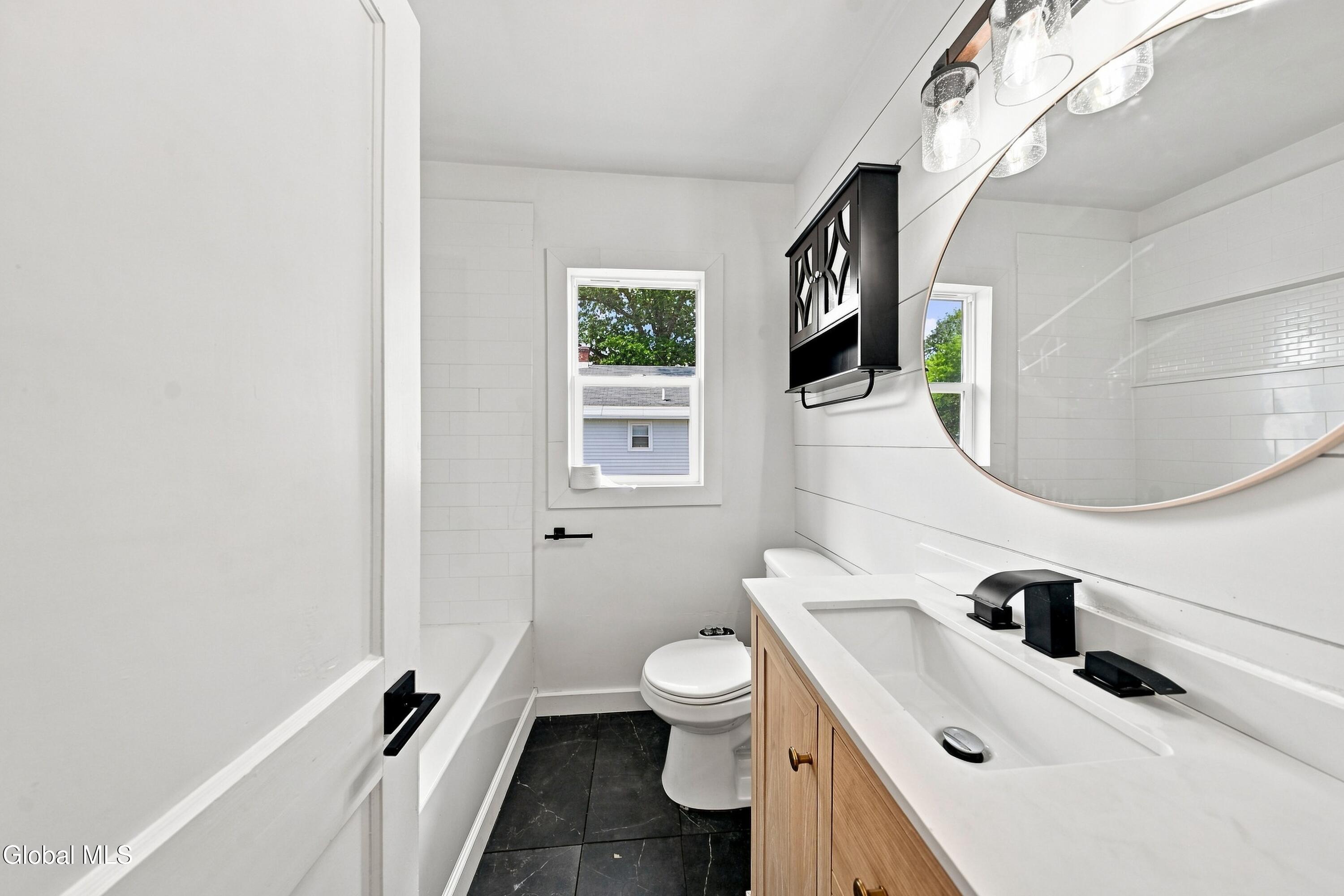 383 Vley Road Glenville NY 12302