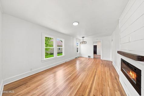 383 Vley Road Glenville NY 12302