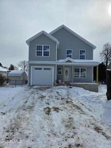 2104 Pinelawn Avenue Schenectady NY 12306