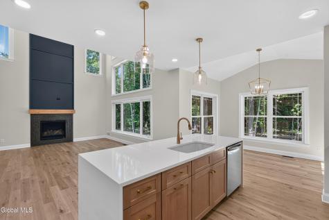 25 Maybrook Drive Glenville NY 12302