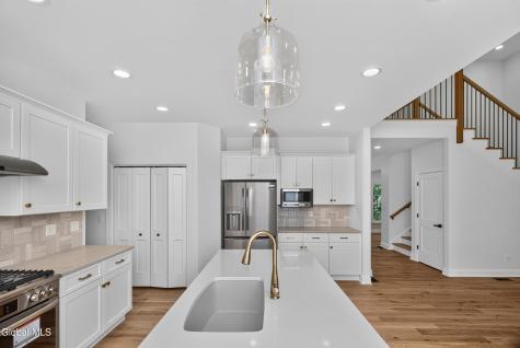 25 Maybrook Drive Glenville NY 12302