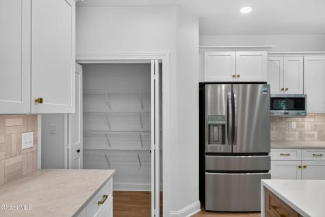 25 Maybrook Drive Glenville NY 12302
