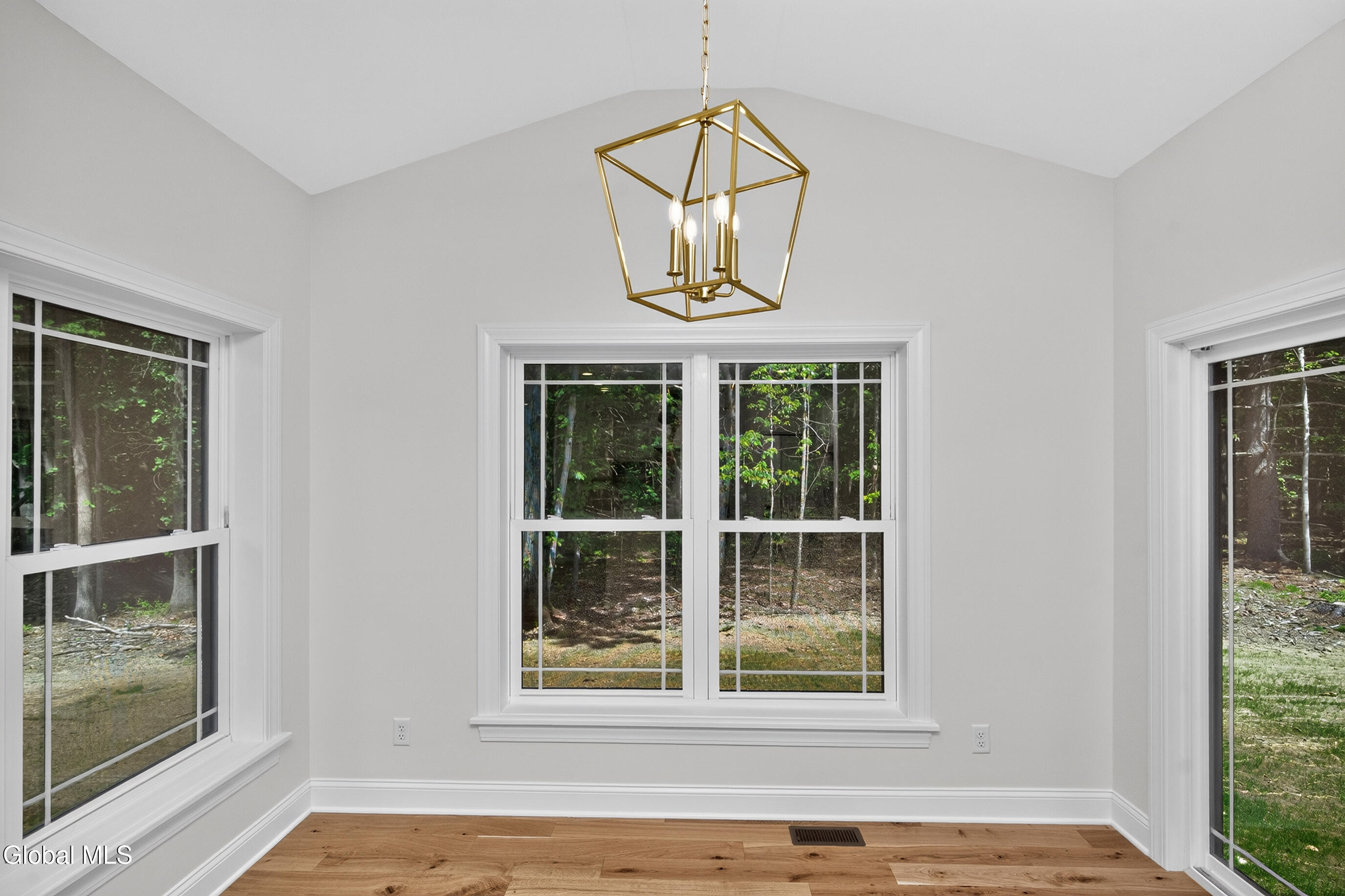 25 Maybrook Drive Glenville NY 12302