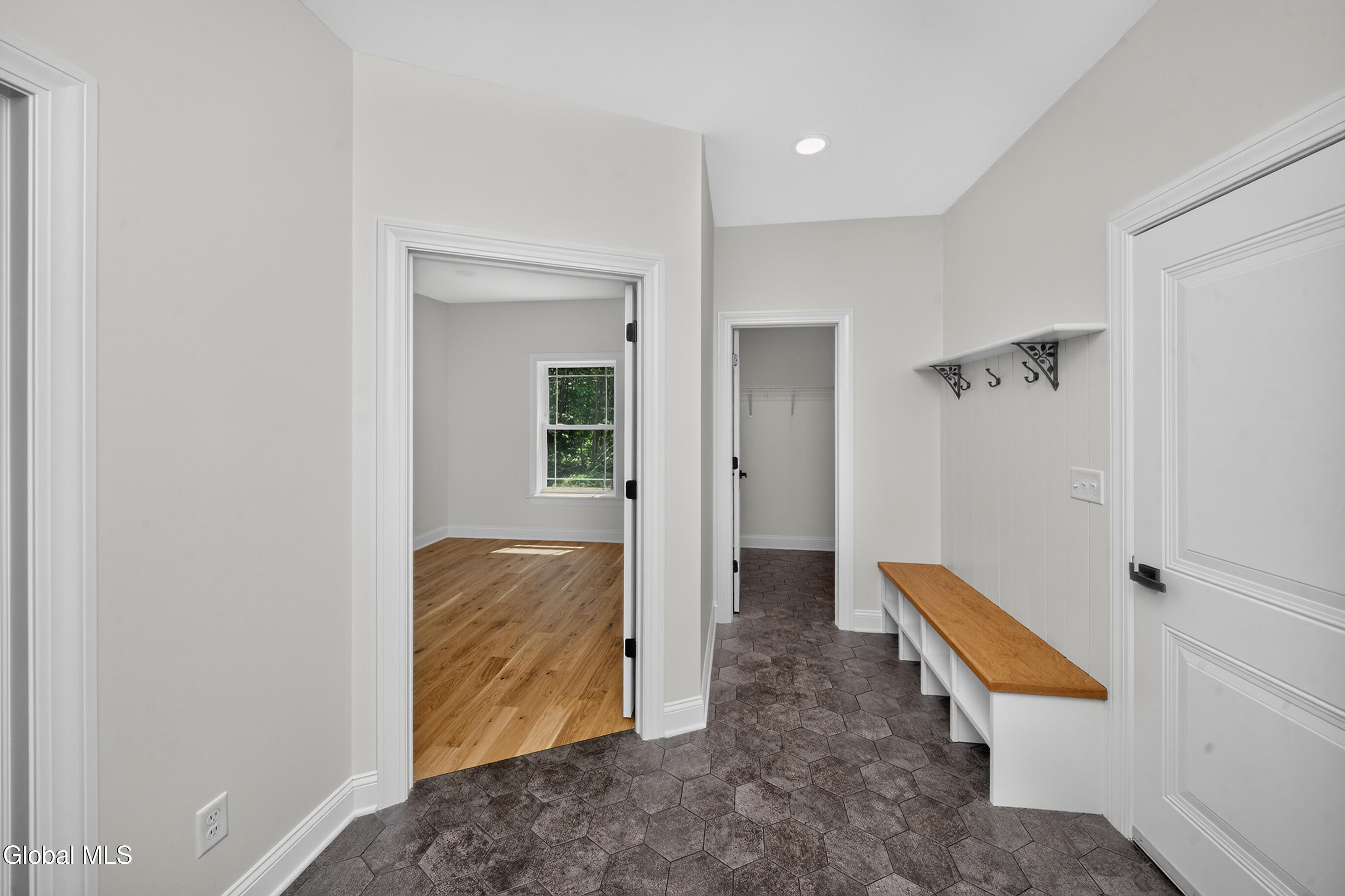25 Maybrook Drive Glenville NY 12302