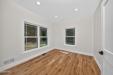 25 Maybrook Drive Glenville NY 12302
