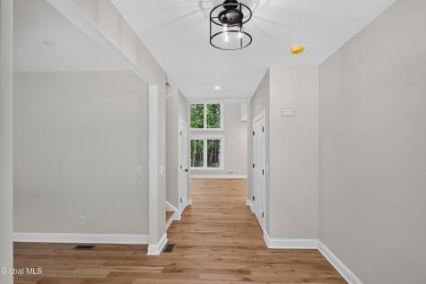 25 Maybrook Drive Glenville NY 12302