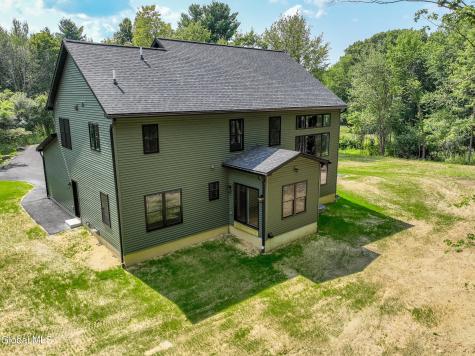25 Maybrook Drive Glenville NY 12302