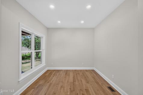 25 Maybrook Drive Glenville NY 12302
