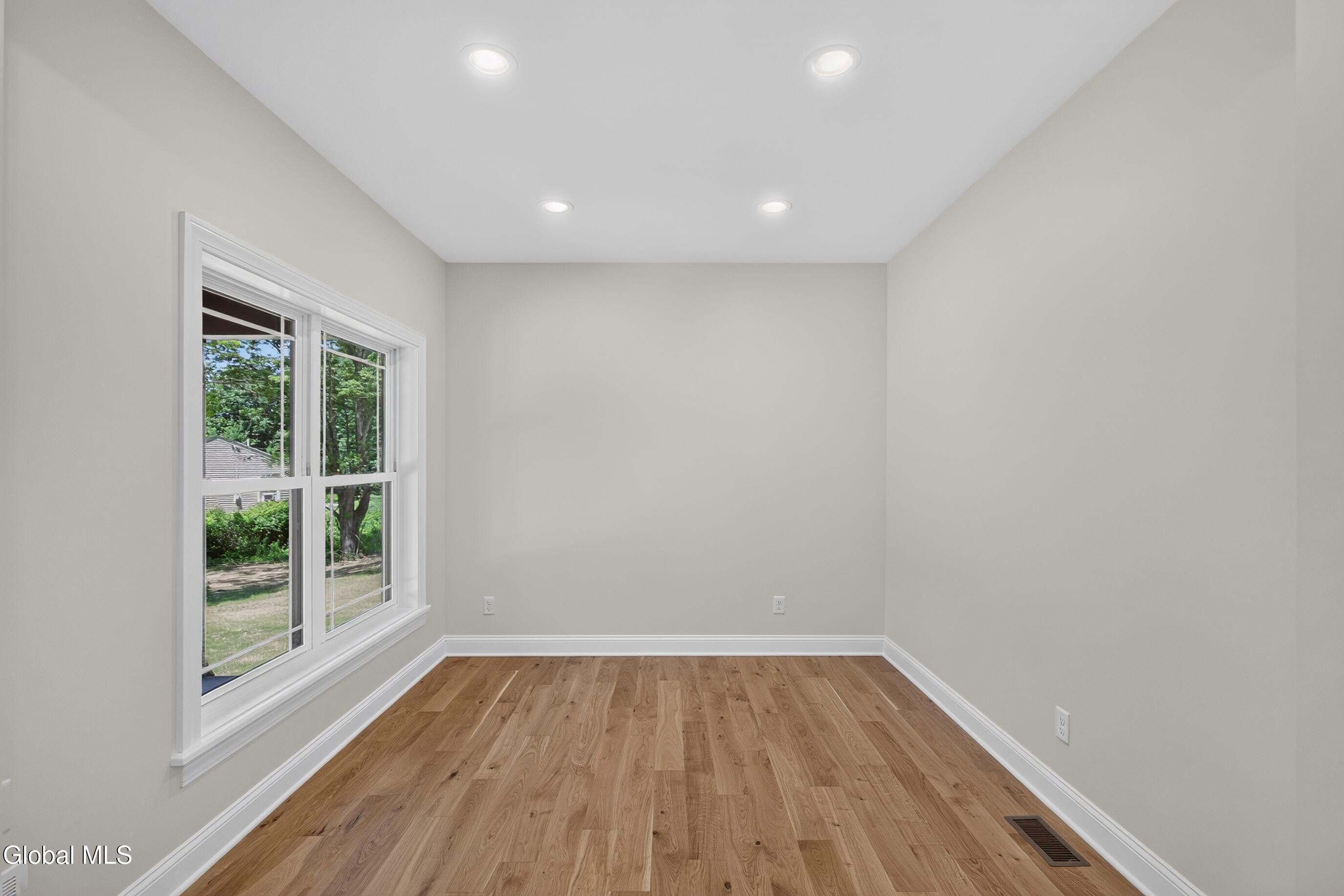 25 Maybrook Drive Glenville NY 12302
