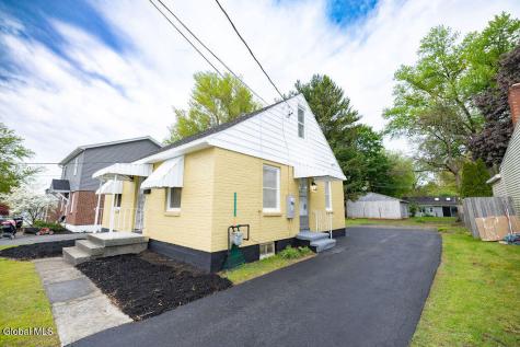 1782 Fiero Avenue Schenectady NY 12303