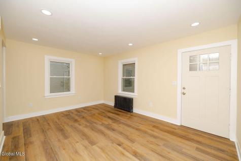1782 Fiero Avenue Schenectady NY 12303