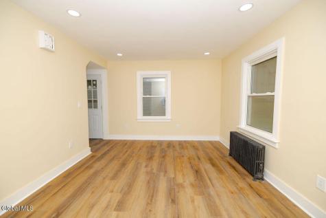 1782 Fiero Avenue Schenectady NY 12303