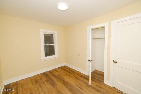 1782 Fiero Avenue Schenectady NY 12303