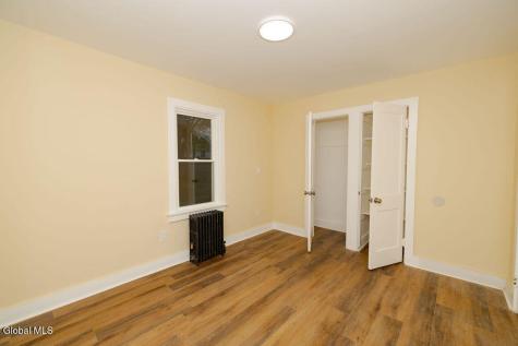 1782 Fiero Avenue Schenectady NY 12303