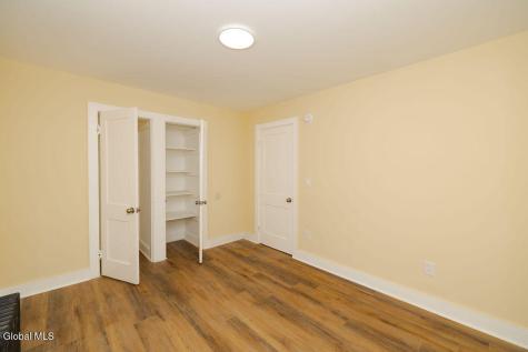 1782 Fiero Avenue Schenectady NY 12303