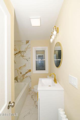 1782 Fiero Avenue Schenectady NY 12303