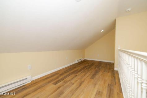 1782 Fiero Avenue Schenectady NY 12303