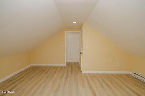 1782 Fiero Avenue Schenectady NY 12303